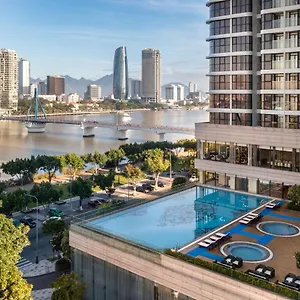 Melia Vinpearl Riverfront ***** Da Nang