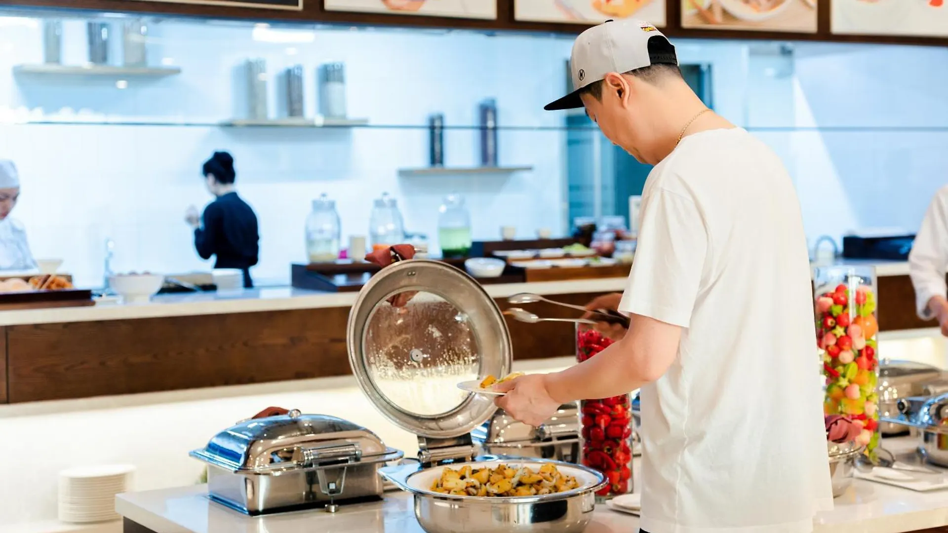 Brilliant Hotel - Afternoon Tea Inclusive Da Nang Vietnam